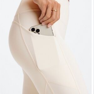 Leggings size small , super soft